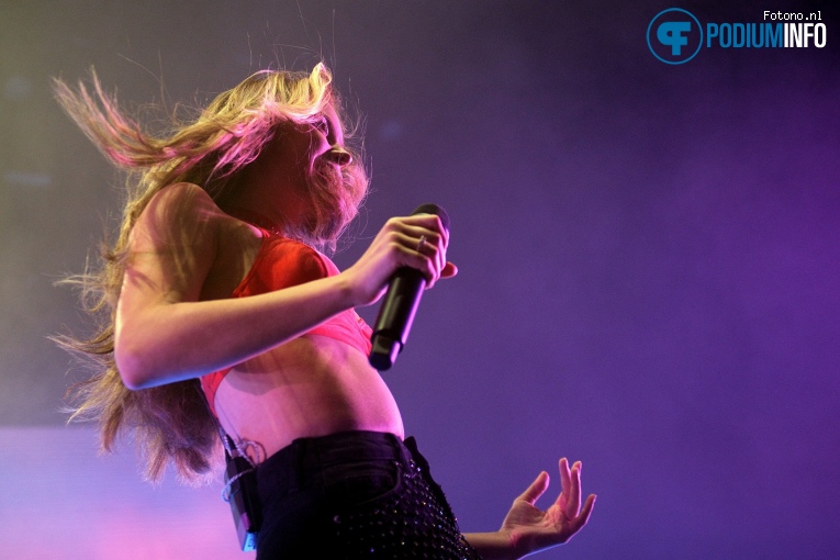 Zara Larsson op Zara Larsson - AFAS Live - 31/10 foto