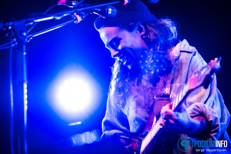 Tash Sultana op Tash Sultana - 31/10 - TivoliVredenburg foto