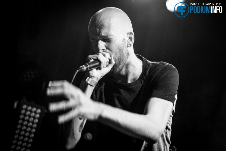 2 Years To Apocalypse op In Hearts Wake - 3/11 - Patronaat foto