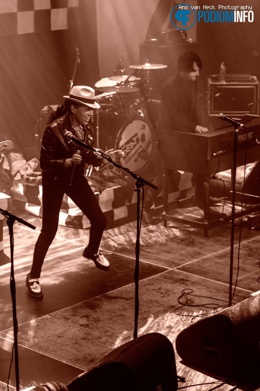 The Selecter op The Beat / The Selecter - 27/10 - Melkweg foto