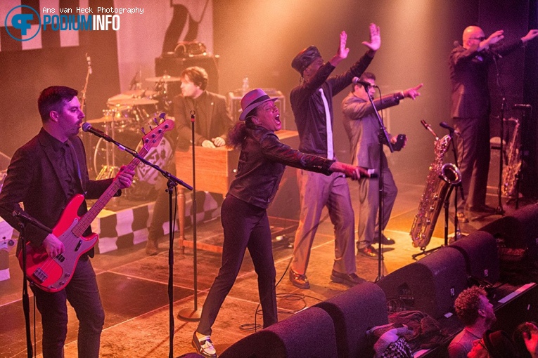 The Selecter op The Beat / The Selecter - 27/10 - Melkweg foto
