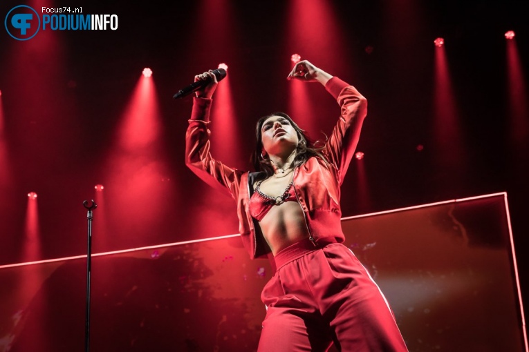 Dua Lipa op Dua Lipa - 5/11 - AFAS Live foto