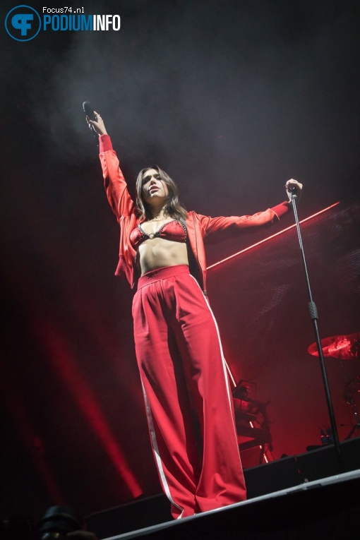 Dua Lipa op Dua Lipa - 5/11 - AFAS Live foto