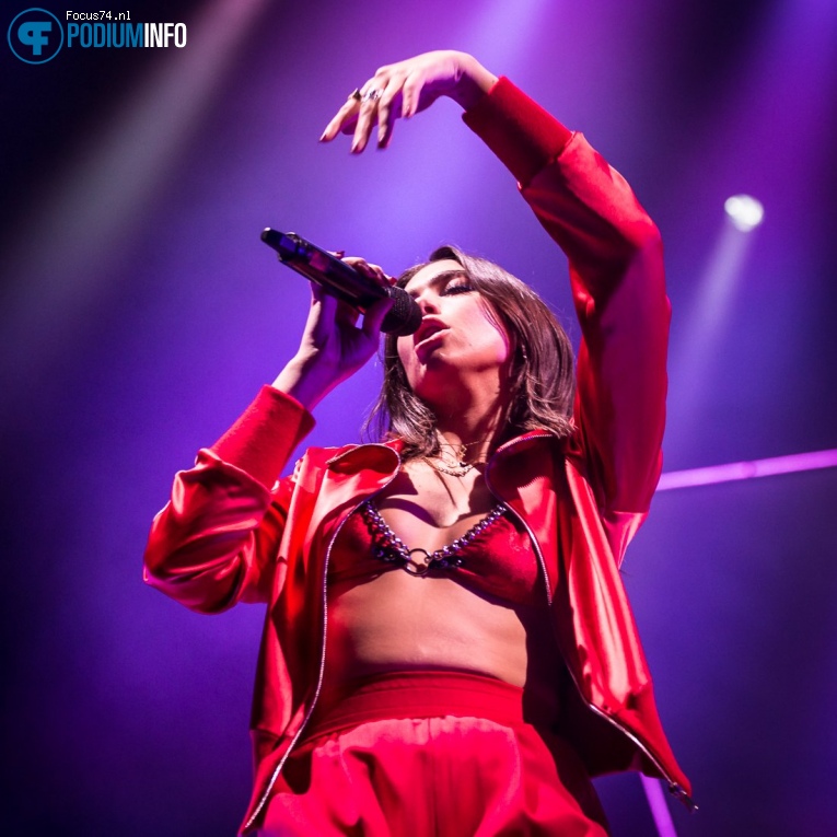 Dua Lipa op Dua Lipa - 5/11 - AFAS Live foto