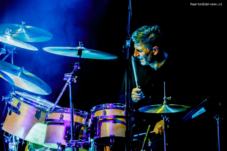 Foto The Dire Straits Experience op The Dire Straits - 5/11 - Paard