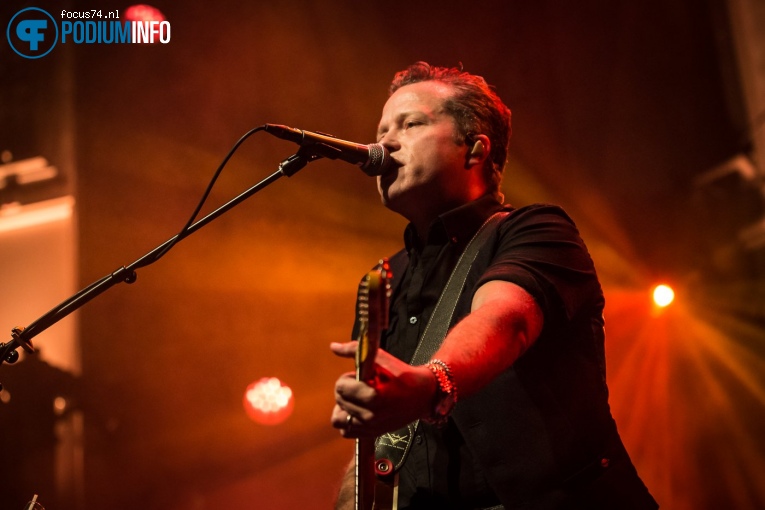 Jason Isbell And The 400 Unit op Jason Isbell & The 400 Unit - 6/11 -  Paradiso foto