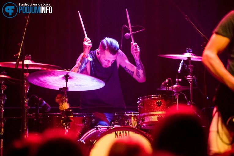 Boys Jump Ship op Don Broco - 7/11 - TivoliVredenburg foto