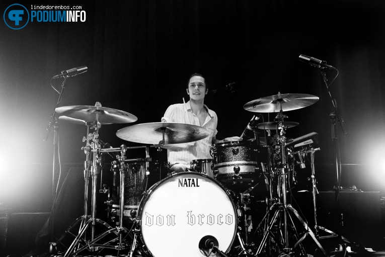 Don Broco op Don Broco - 7/11 - TivoliVredenburg foto