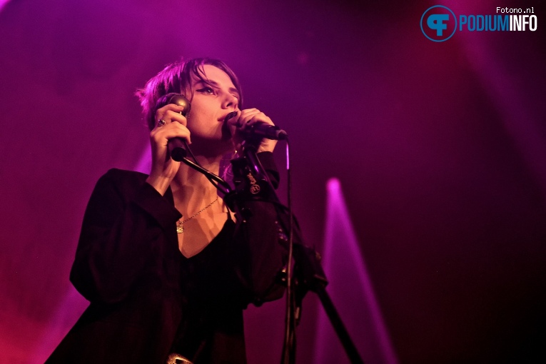 Wolf Alice op Wolf Alice - 03/11 - Melkweg foto