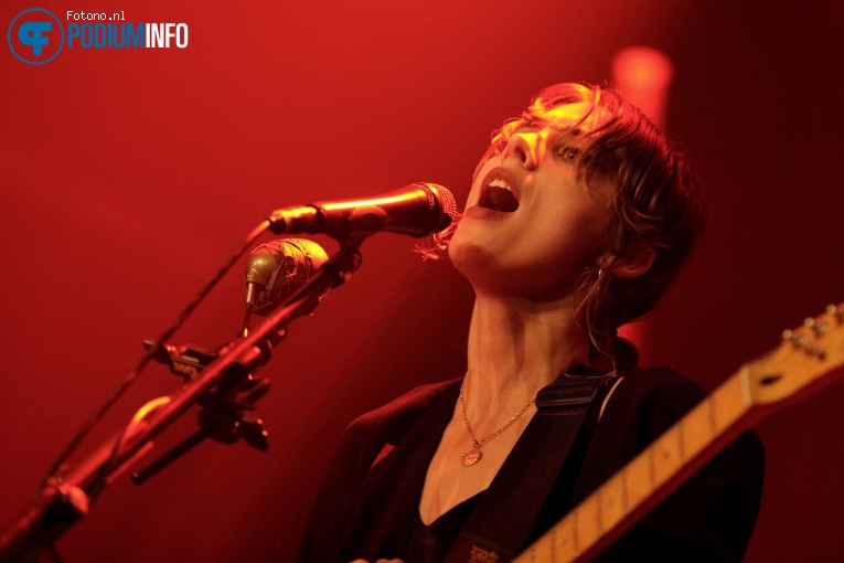 Wolf Alice op Wolf Alice - 03/11 - Melkweg foto