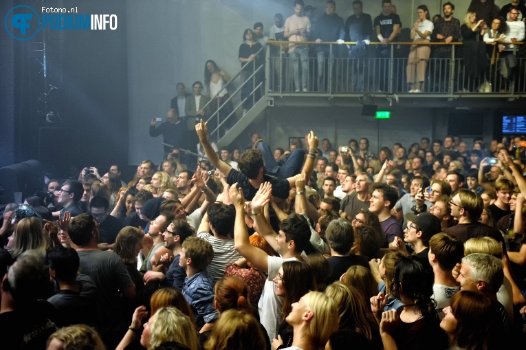Wolf Alice - 03/11 - Melkweg foto