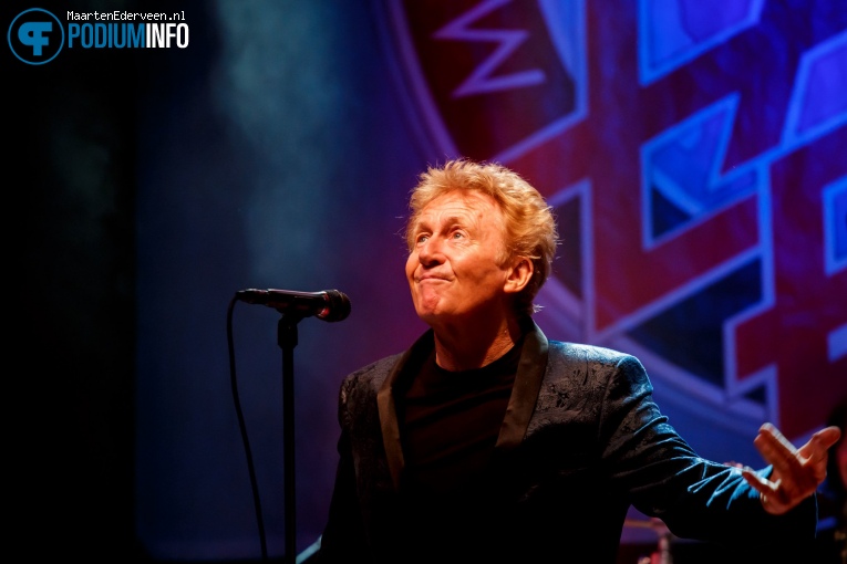 Manfred Mann's Earth Band op Manfred Mann's Earth Band - 11/11 - Boerderij foto