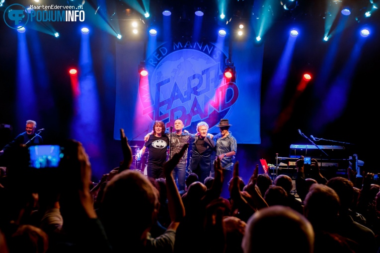 Manfred Mann's Earth Band op Manfred Mann's Earth Band - 11/11 - Boerderij foto