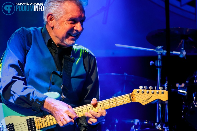 Manfred Mann's Earth Band op Manfred Mann's Earth Band - 11/11 - Boerderij foto