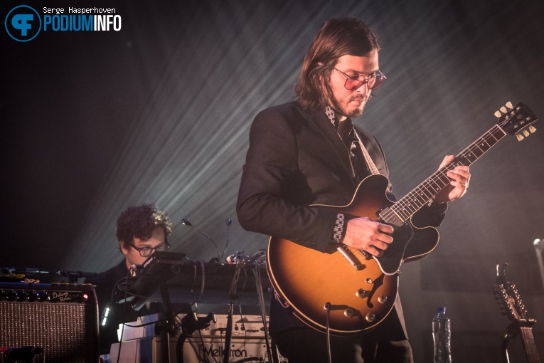 Father John Misty op Father John Misty - 13/11 - Tivoli Vredenburg foto