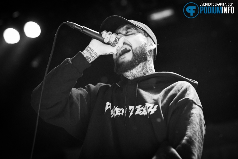 Deez Nuts op Impericon Never Say Die! Tour - 9/11 - Patronaat foto