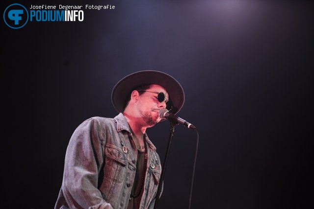 Ben L'Oncle Soul op Ben L’Oncle Soul - 16/11 - TivoliVredenburg foto
