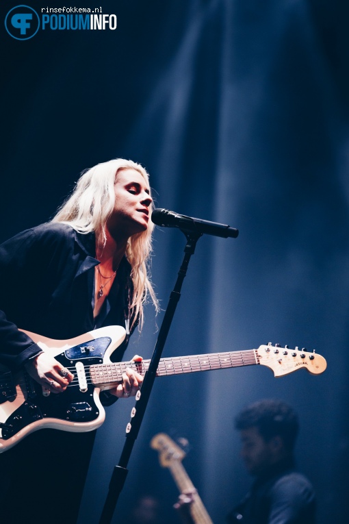 PVRIS op PVRIS - 17/11 - TivoliVredenburg foto