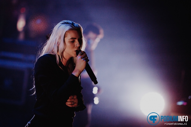 PVRIS op PVRIS - 17/11 - TivoliVredenburg foto