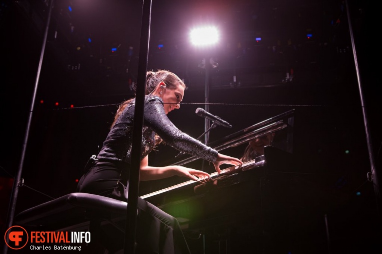 Emily Bear op Night of The Proms Rotterdam foto