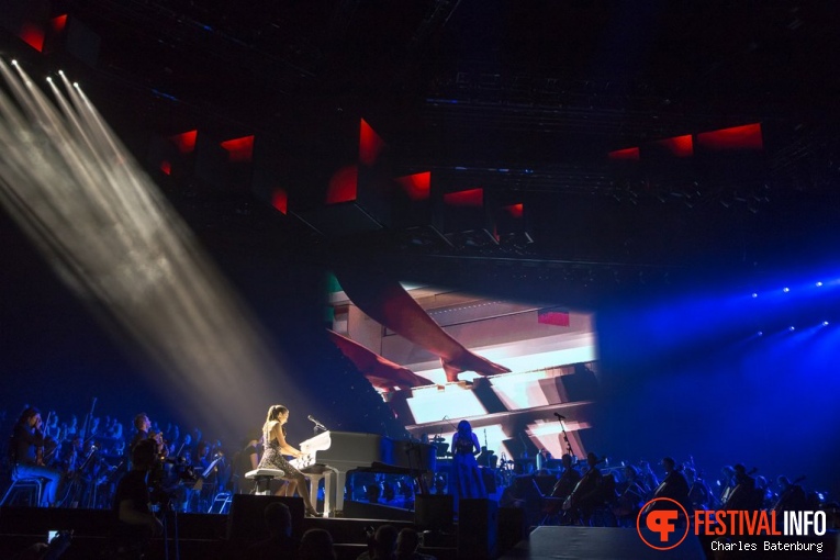 Emily Bear op Night of The Proms Rotterdam foto