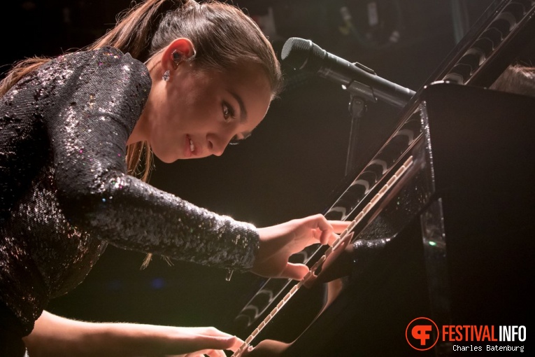 Emily Bear op Night of The Proms Rotterdam foto