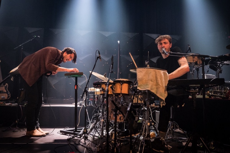 Foto Faces on TV op Warhaus - 18/11 - TivoliVredenburg