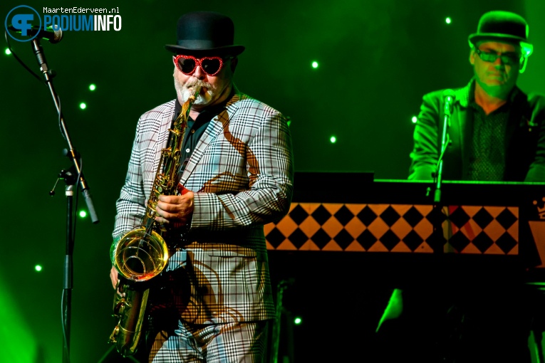 Madness op Madness - 14/11 - TivoliVredenburg foto