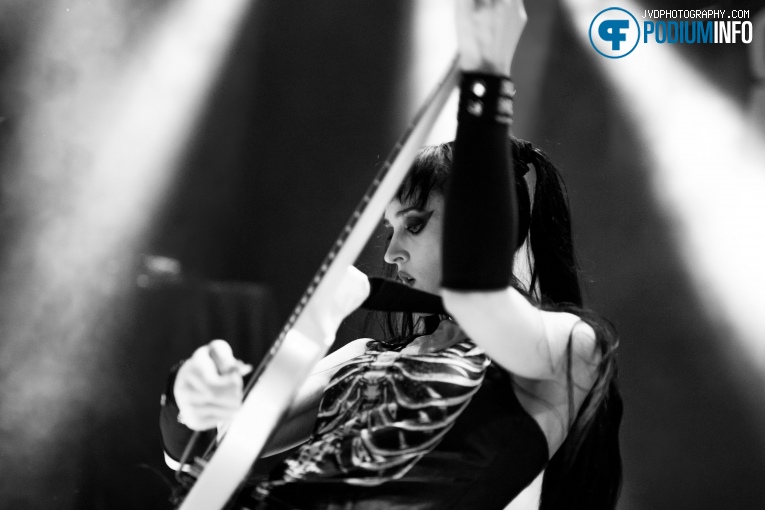 One-Eyed Doll op Social Repose - 11/11 - Patronaat foto