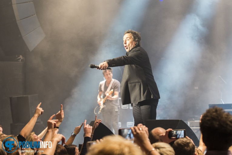 Marco Borsato op Marco Borsato - 23/11 - Hedon foto