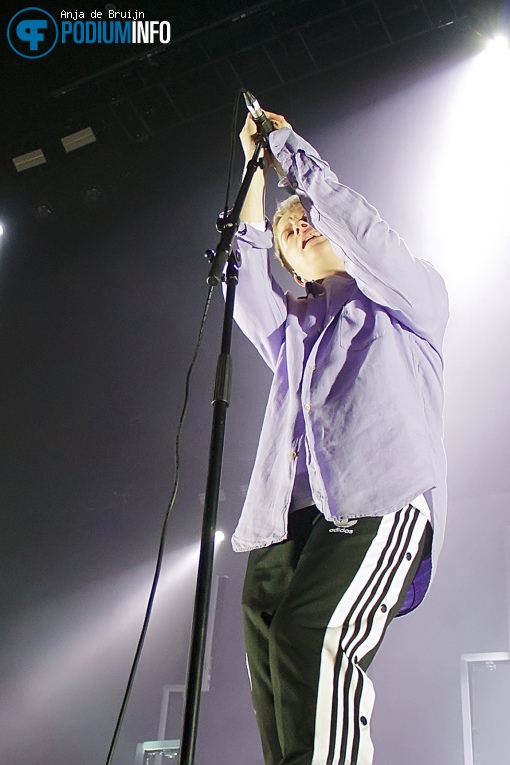 Nothing But Thieves op Nothing But Thieves - 24/11 - AFAS Live foto