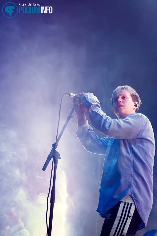 Nothing But Thieves op Nothing But Thieves - 24/11 - AFAS Live foto