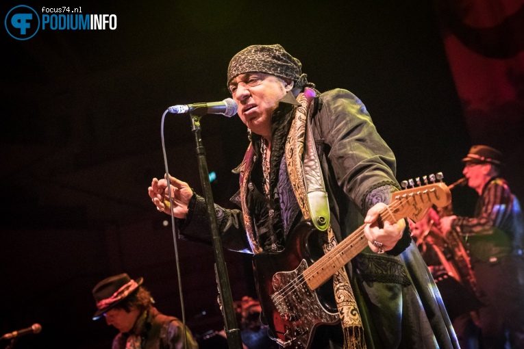 Little Steven & The Disciples of Soul op Little Steven & The Desciples of Soul - 28/11 - TivoliVredenburg foto