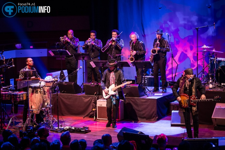Little Steven & The Disciples of Soul op Little Steven & The Desciples of Soul - 28/11 - TivoliVredenburg foto