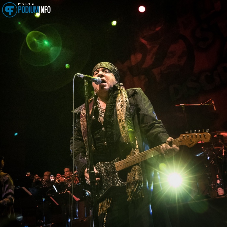 Little Steven & The Disciples of Soul op Little Steven & The Desciples of Soul - 28/11 - TivoliVredenburg foto