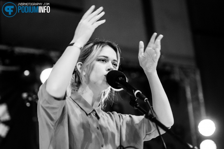 Dakota op Popronde Amsterdam - 25/11 - Q-factory foto