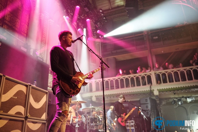 Lower Than Atlantis op Enter Shikari - 29/11 - Paradiso foto