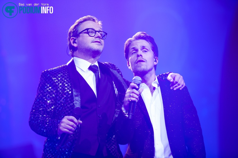 Guus Meeuwis op Guus Meeuwis - Groots met een zachte G winter editie - 1/12 - Ziggo Dome foto