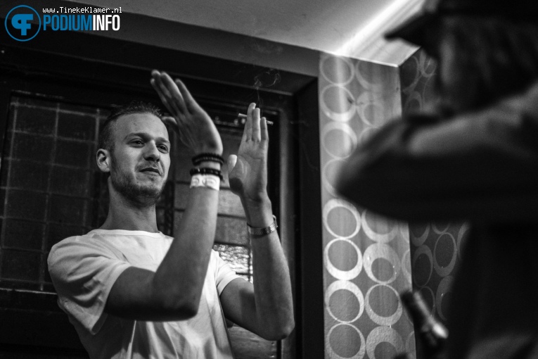 The Grand East op The Grand East + Medicine Jet - 3/12 - Rotown foto