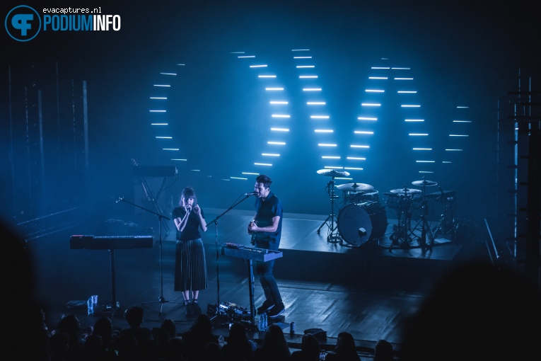Oh Wonder op Oh Wonder - 4/12 - Doornroosje foto