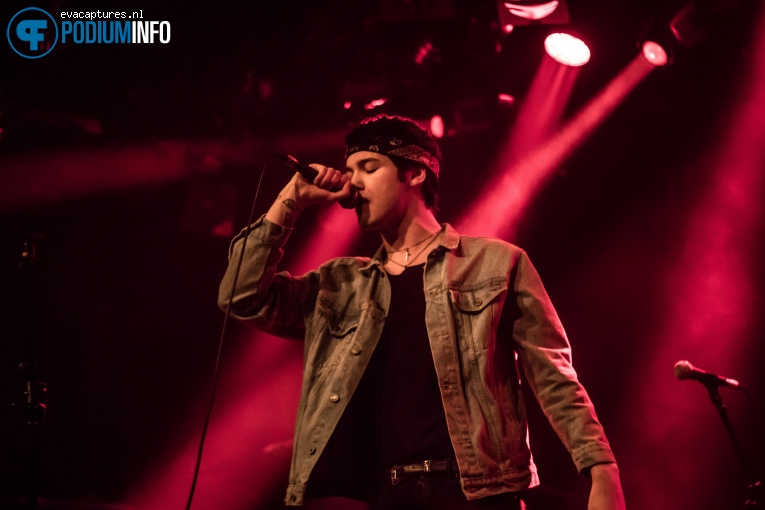 Goody Grace op Hoodie Allen - 5/12 - Melkweg foto