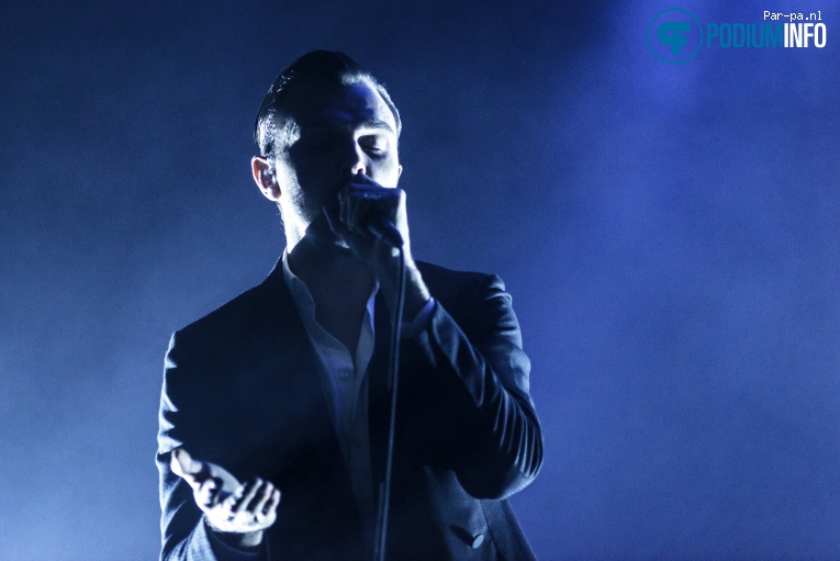 Hurts op Hurts - 06/12 - TivoliVredenburg foto