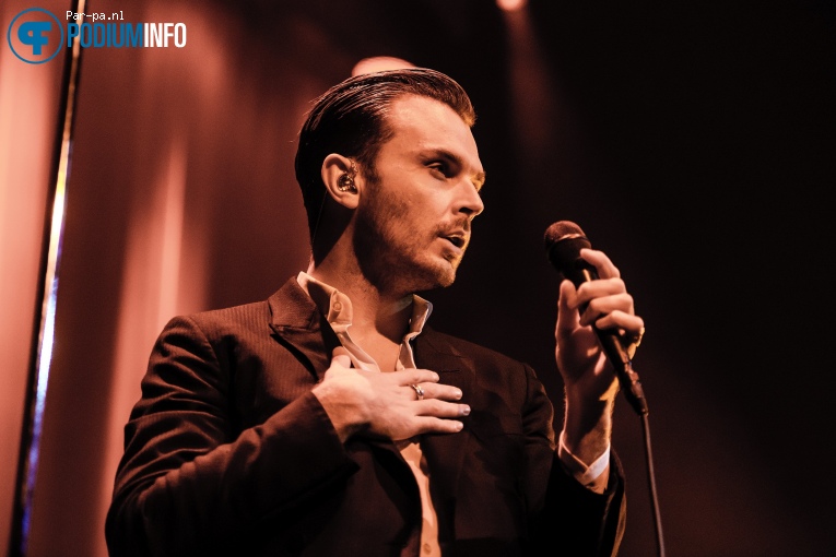 Hurts op Hurts - 06/12 - TivoliVredenburg foto