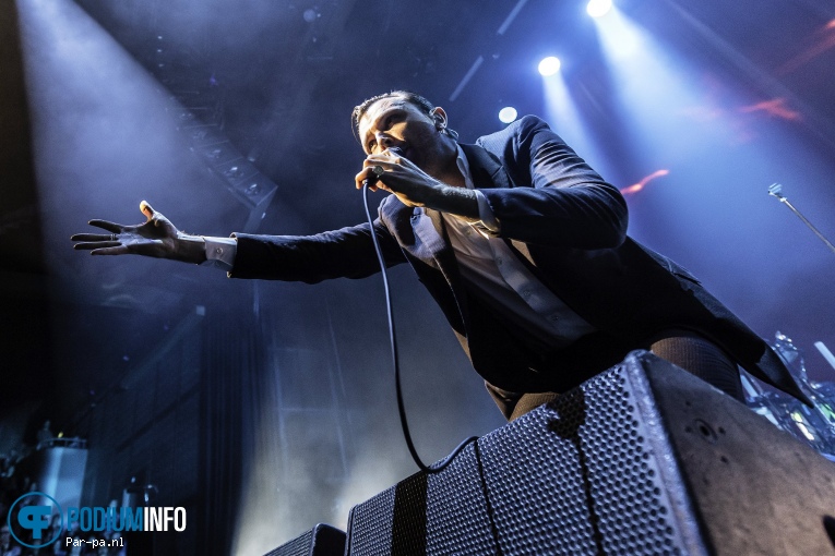 Hurts op Hurts - 06/12 - TivoliVredenburg foto