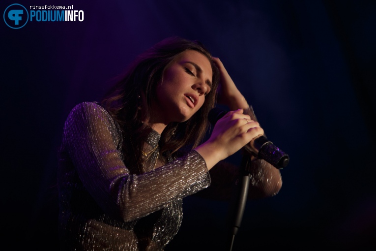 Foto Maan op Maan - 08/12 - TivoliVredenburg