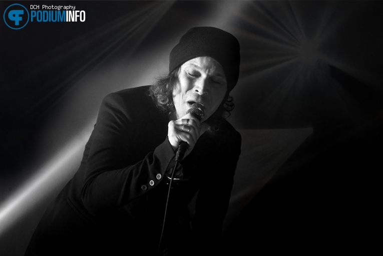 HIM op HIM - 12/12 - 013 foto