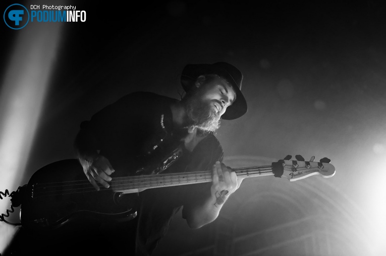 HIM op HIM - 12/12 - 013 foto