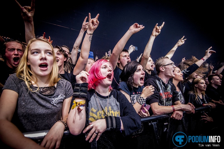 Five Finger Death Punch op Five Finger Death Punch / In Flames - 14/12 - AFAS Live foto