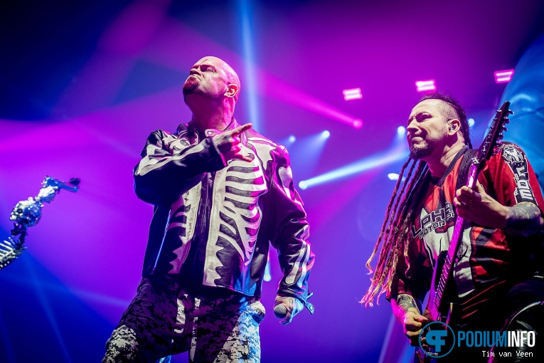 Five Finger Death Punch op Five Finger Death Punch / In Flames - 14/12 - AFAS Live foto