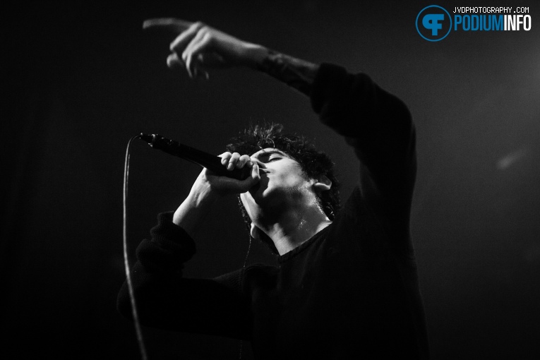 Crown The Empire op Crown The Empire - 22/12 - Melkweg foto